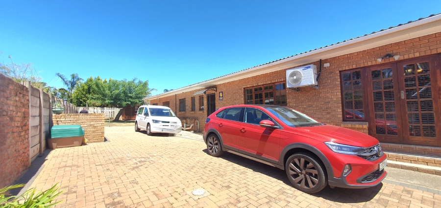 4 Bedroom Property for Sale in Winterhoek Park Eastern Cape